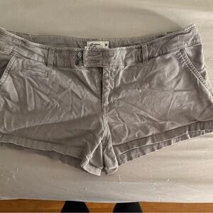 American Eagle gray shorts